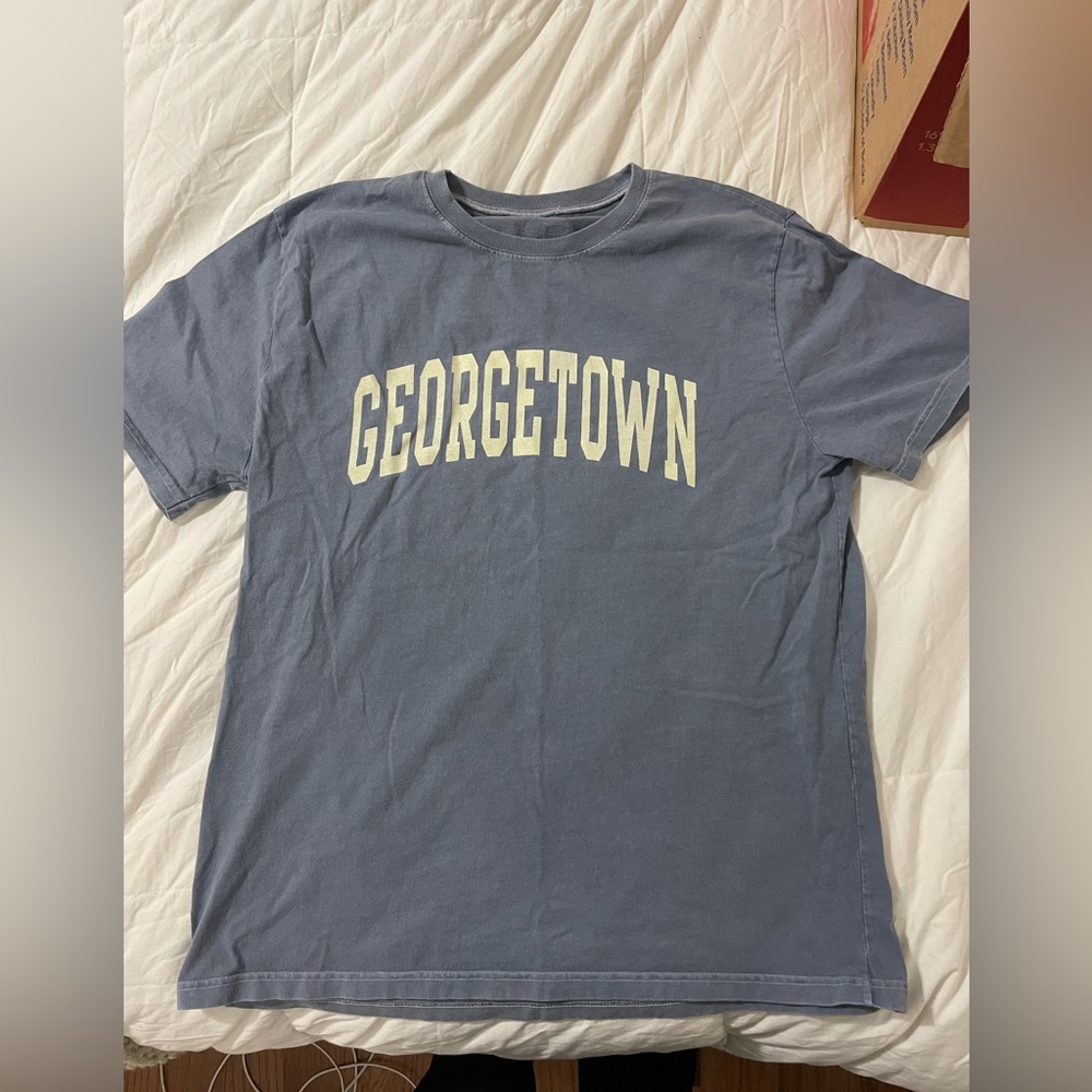 Brandy Melville t-shirt